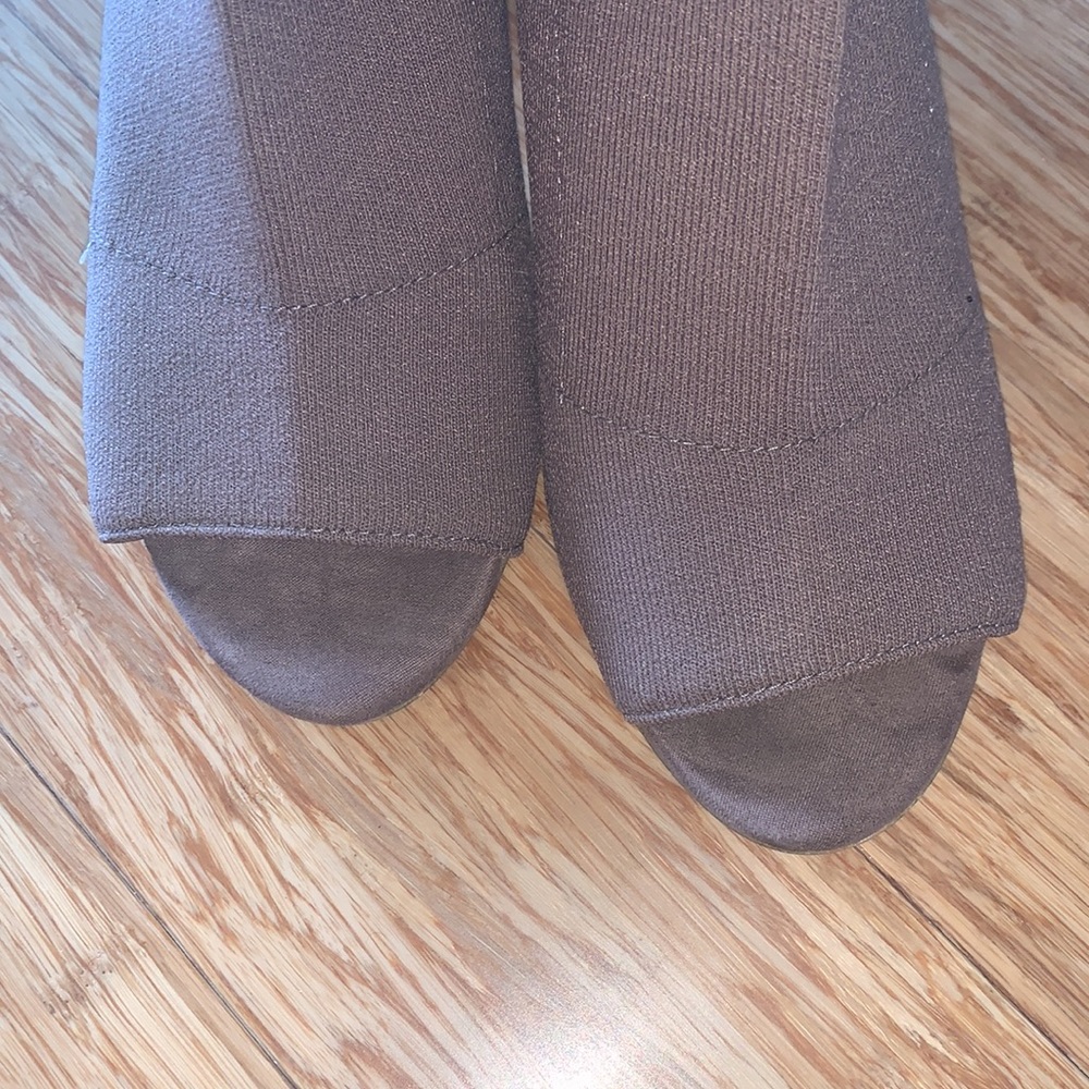 Steve Madden Heels - Picture 4 of 6
